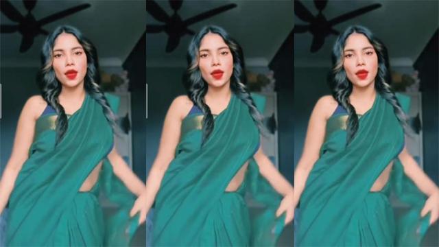 Horny Indian Babe Gives Blowjob Before Hard Fucking